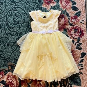 Girls Formal Dress Size 5 Yellow